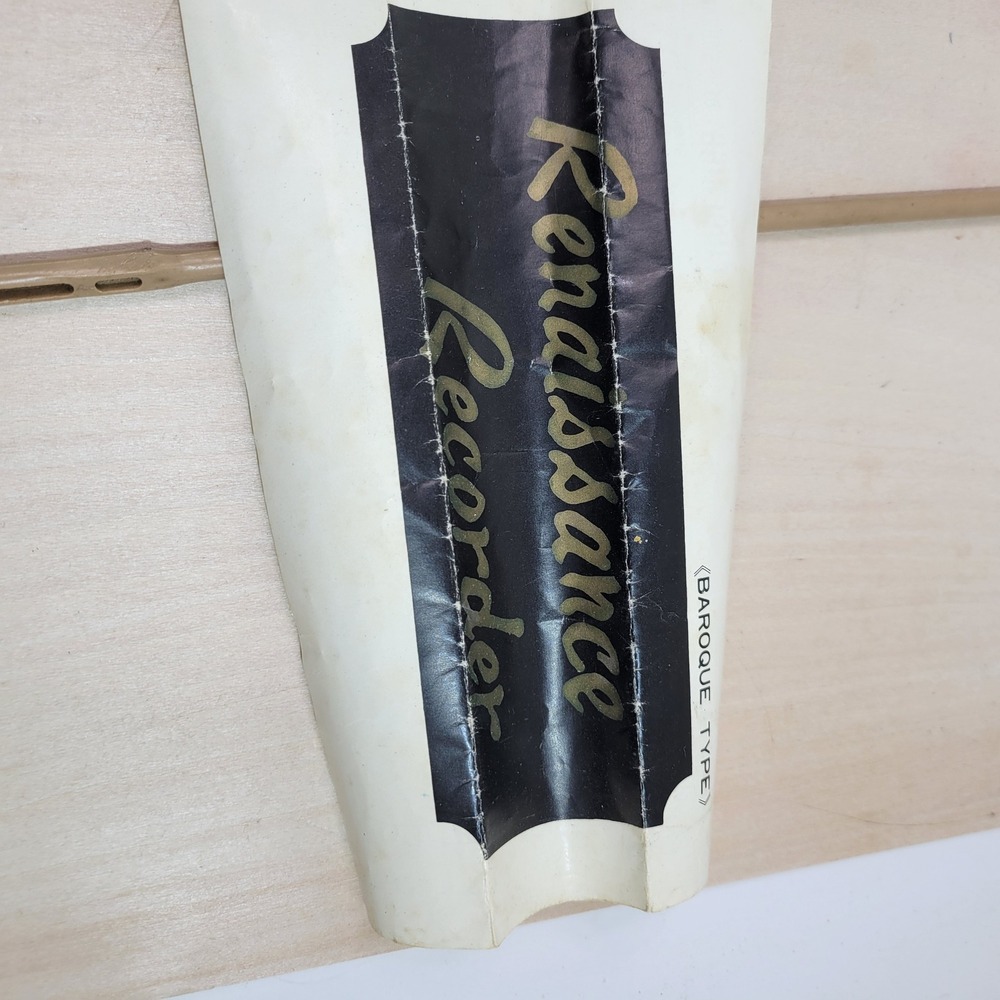 Renaissance Recorder Baroque Type Wood Wind Instrument with Case and Chart - Picture 3 of 9